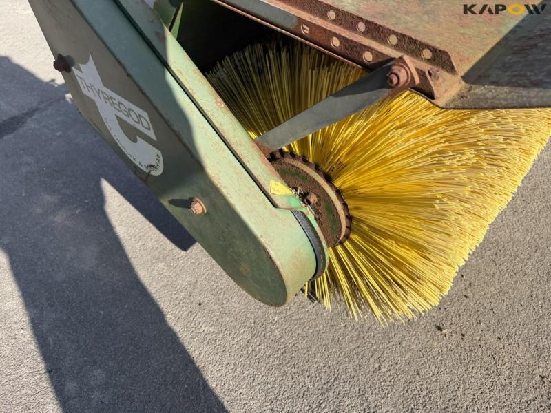 Thyregod sweeper 11