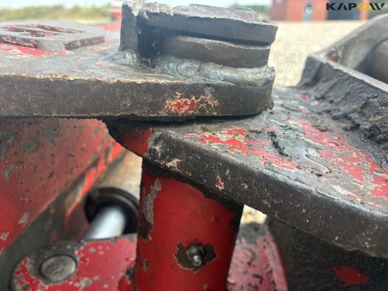 Tilt planer bucket 14