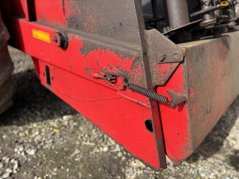 TIM manure spreader 38