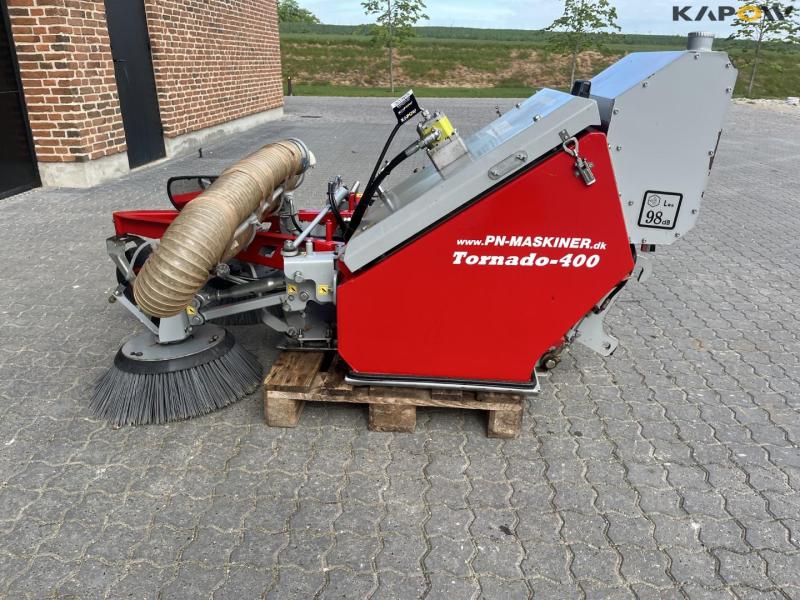 Timan Tornado-400 sweeper/vacuum machine 4