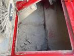 Timan Tornado-400 sweeper/vacuum machine 16