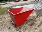 Tippo 900 red container 5