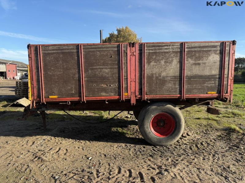 Tipper truck 8