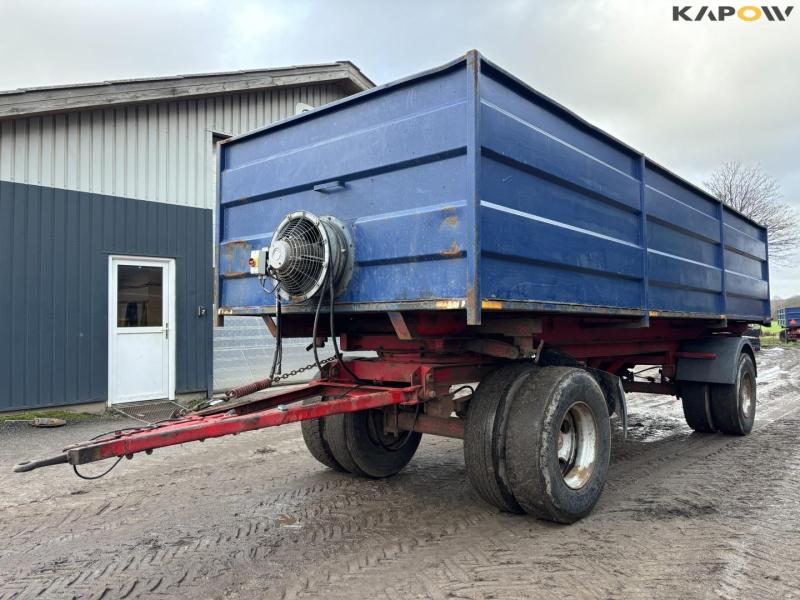 Tipper with drying channel 1