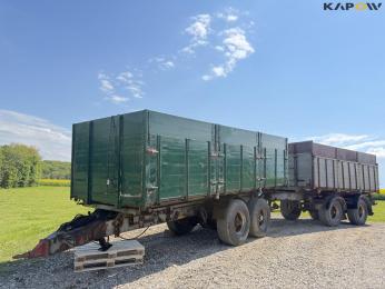 Tipper with trailer hitch
