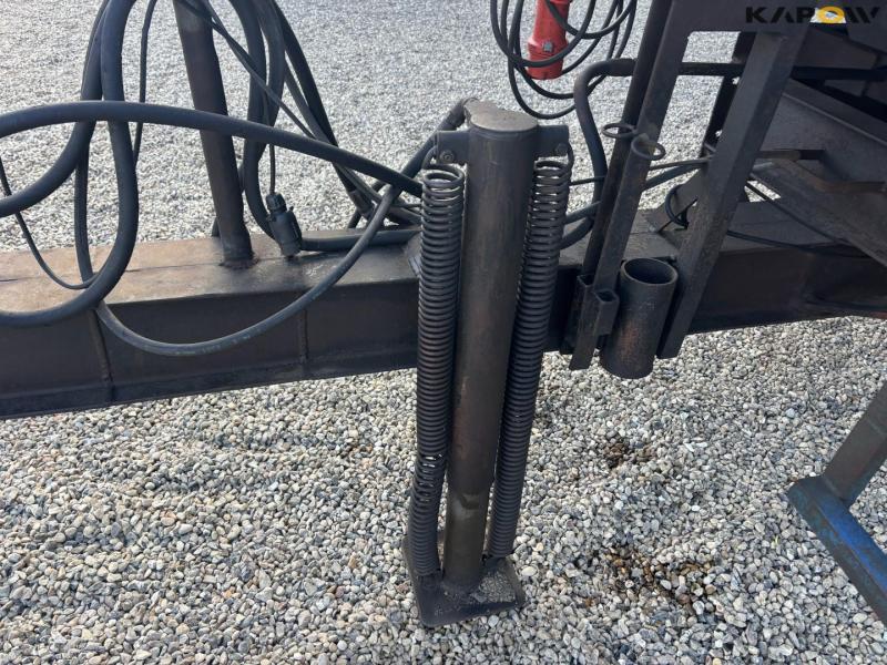 Tipper truck for grain drying 10