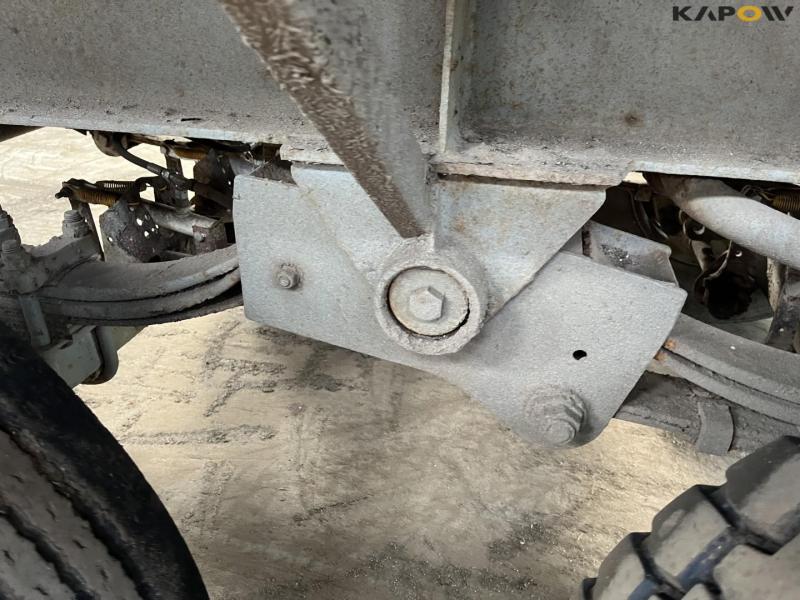 Tipper/tipper trailer 24
