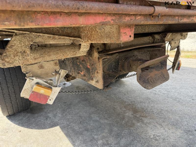 Tipper truck 23