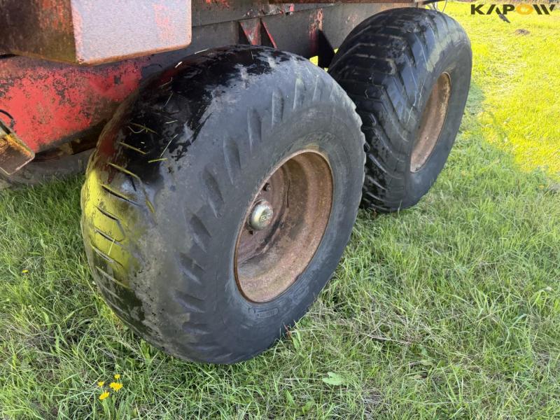 Tipper truck 20