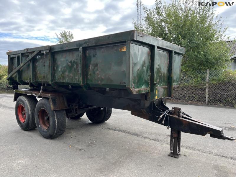 Tipping trailer 3