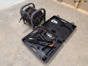 Tjep nail gun and compressed air hose