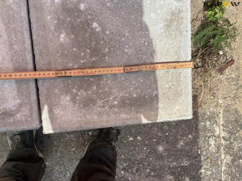 Clear the space of stones and tiles 88
