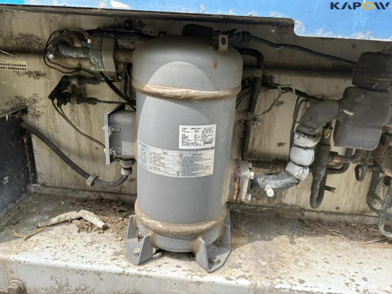 Dry container 40 feet 9