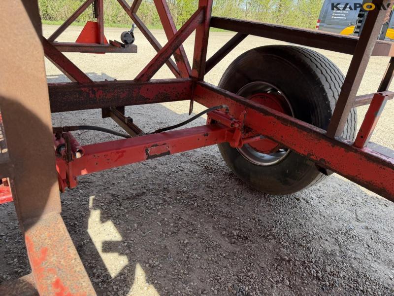 Tomahawk 505M straw chopper 33