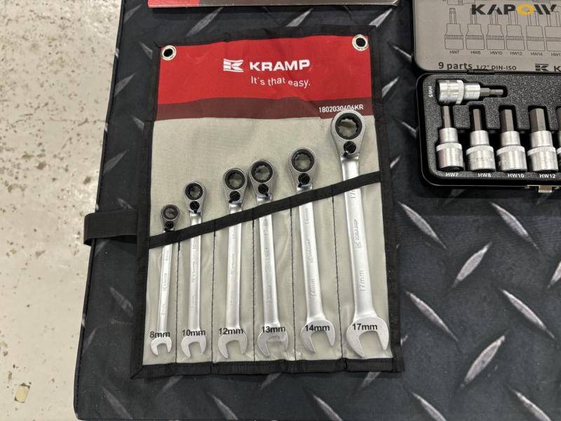 Socket wrench set, toolbox and miscellaneous 7