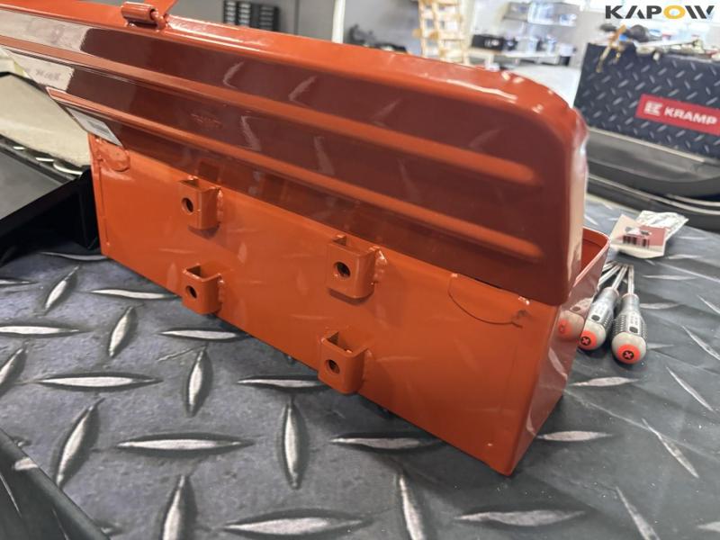 Socket wrench set, toolbox and miscellaneous 14