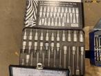 Socket wrench set and combination wrench set 8