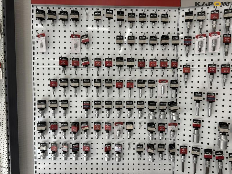 Sockets for socket wrenches. 21