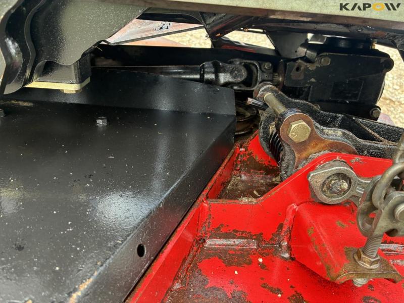 Toro Groundsmaster 7210 Lawn Mower 37
