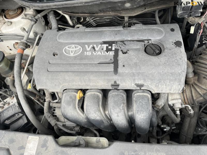 Toyota corolla verso van 30