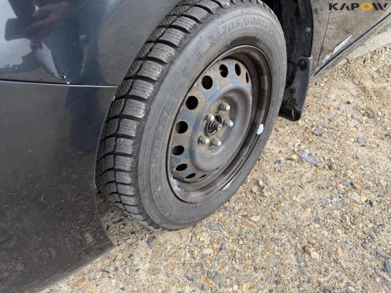 Toyota Verso Sportsvan 2.0 van 34