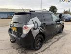 Toyota Verso Sportsvan 2.0 van 5