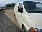 Toyota Hiace van 14
