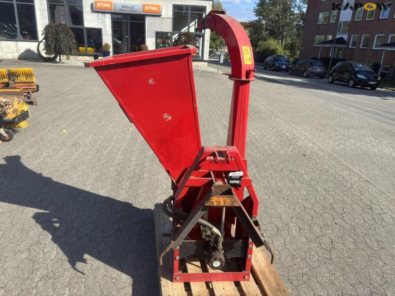 TP 100V woodchipper with a-frame 2