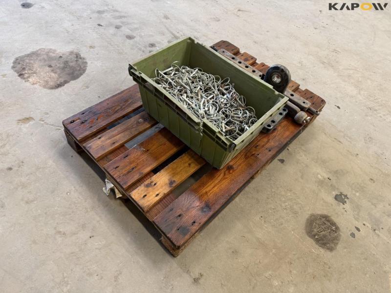 Drawbar and split ring 3