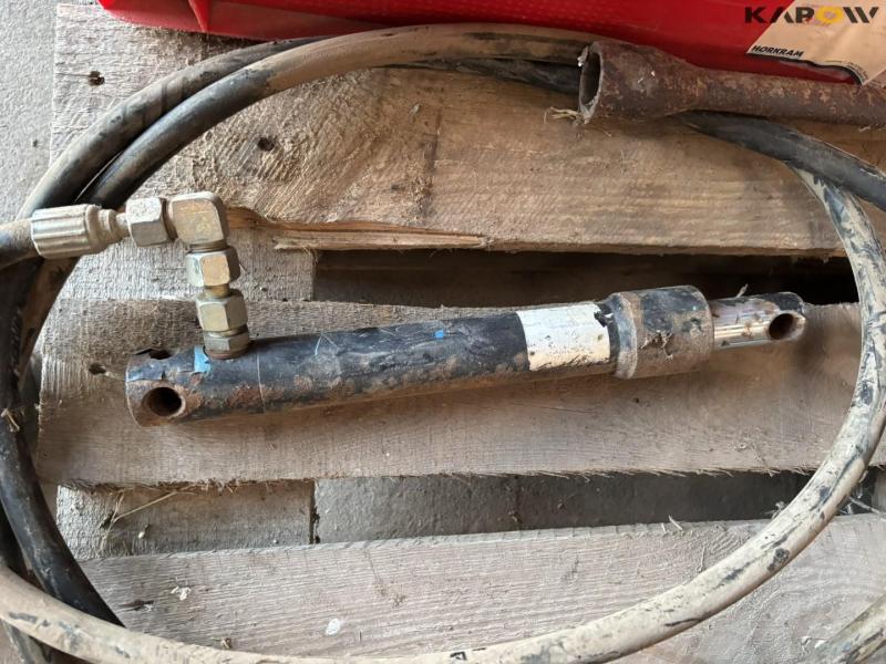 Drawbar and equipment 9