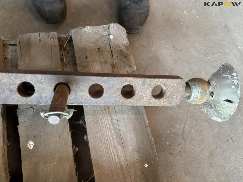 Drawbar and equipment 22