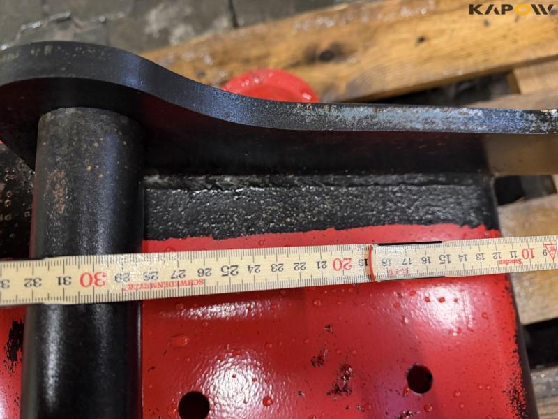 Wood chipper with Hydrema hitch 16