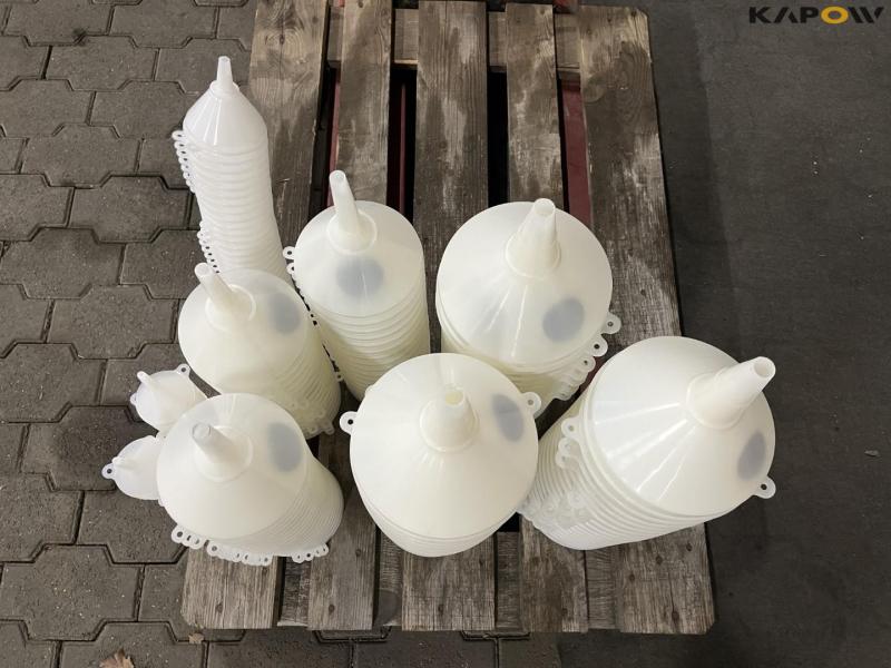 Funnels - 4 different sizes - New 9