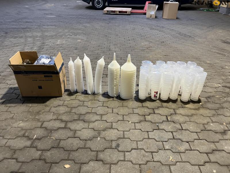Funnels - liter measures - straws - New 6