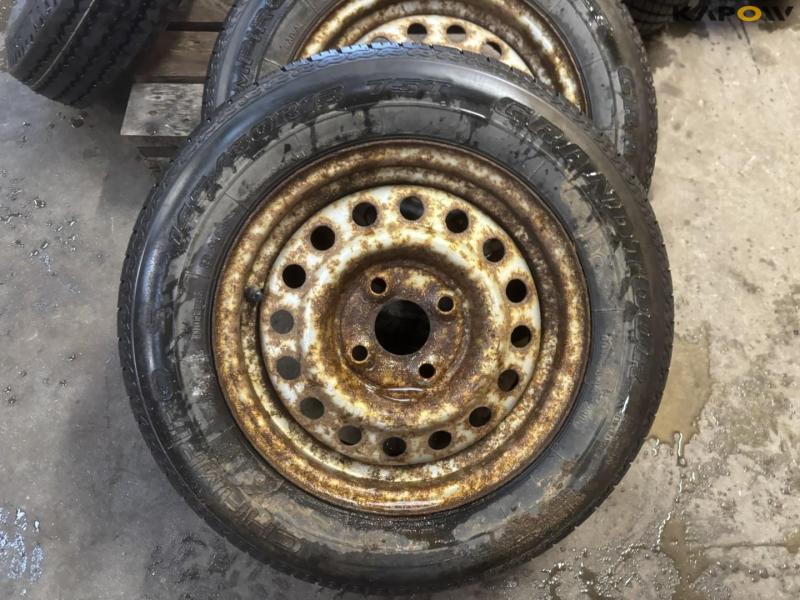 Trailer wheels - 7 pcs. 18