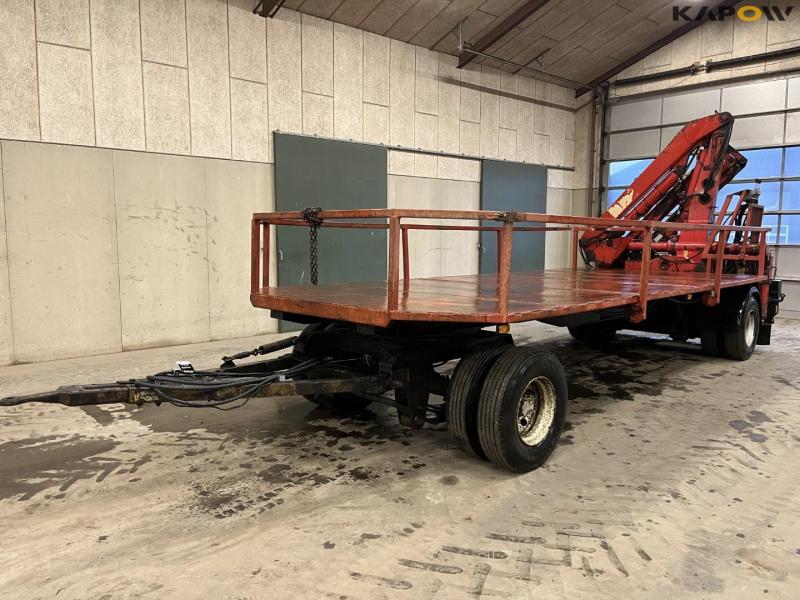 Trailer with crane 1