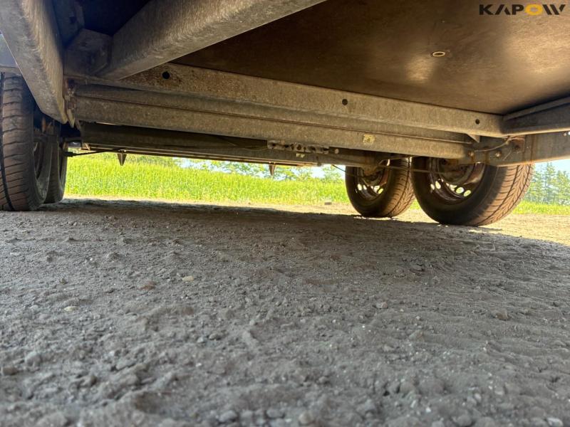 Trailer with water tanks and chemical room 32