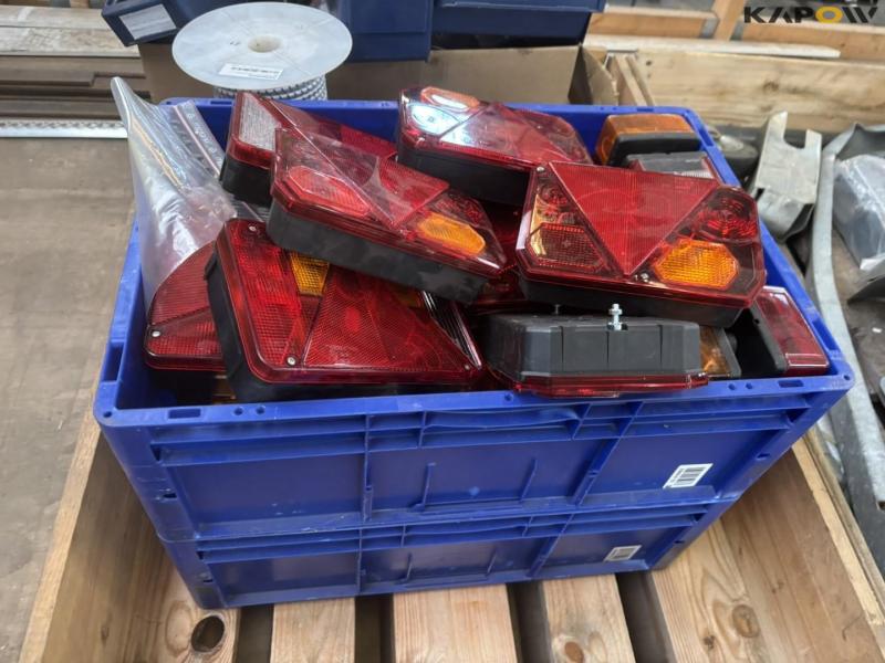 Trailer spare parts 8