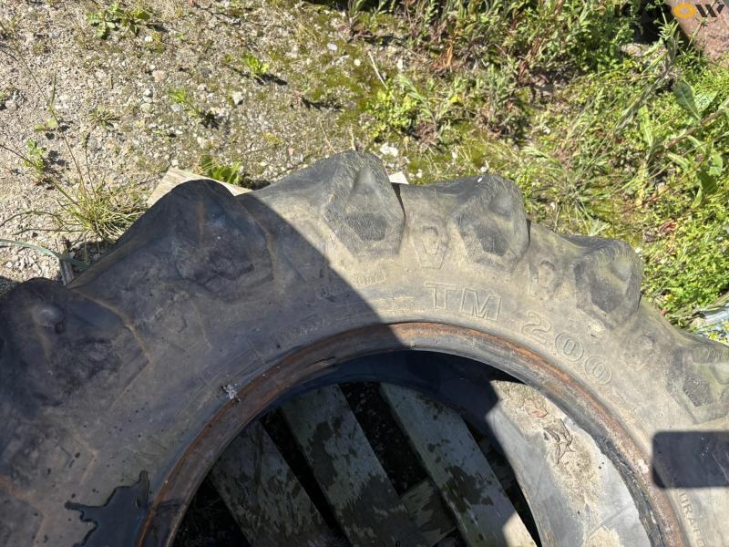 Tractor tires 15.5/80-24 + 14.9-24 12