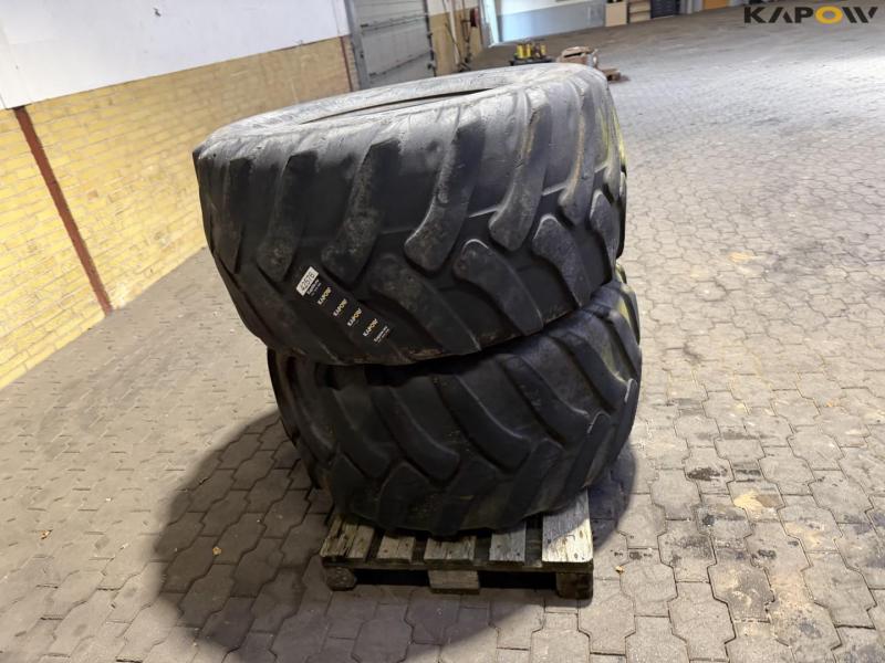 Trelleborg 600/55-26.5 tires 4