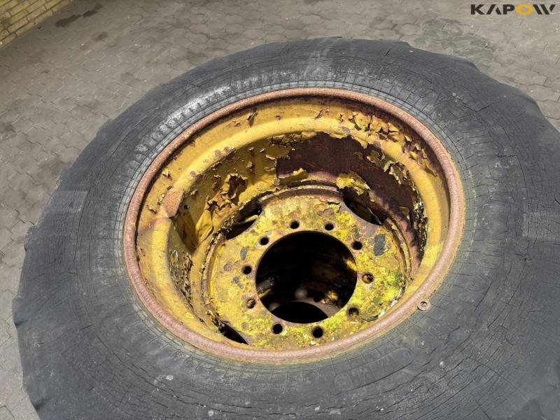 Trelleborg 600/55-26.5 complete wheels 9