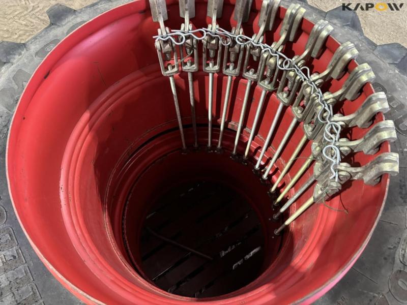 Trelleborg 650/75-R38 twin wheels 8