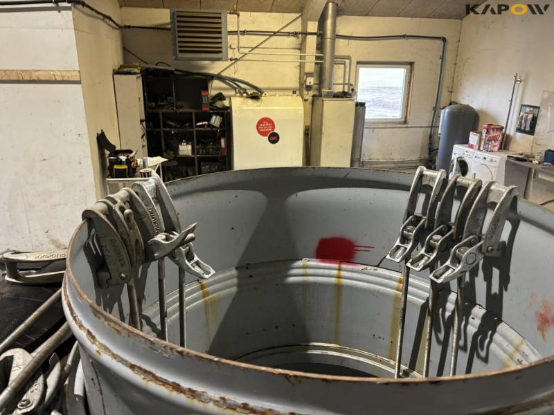 Trelleborg 710/75-R42 twin wheels 10