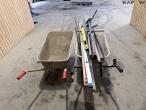 Wheelbarrows, planers and spirit levels 5
