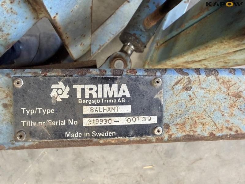 Trima bale clamp with Hydrema hitch 17