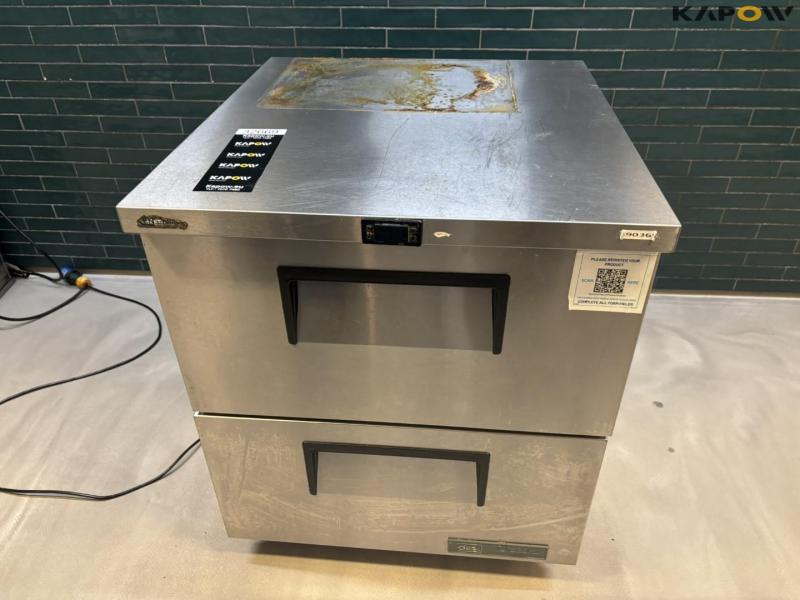 True Freezer freezer table 2