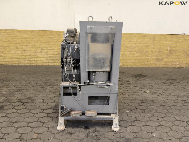 Pressure tester for concrete cubes 2