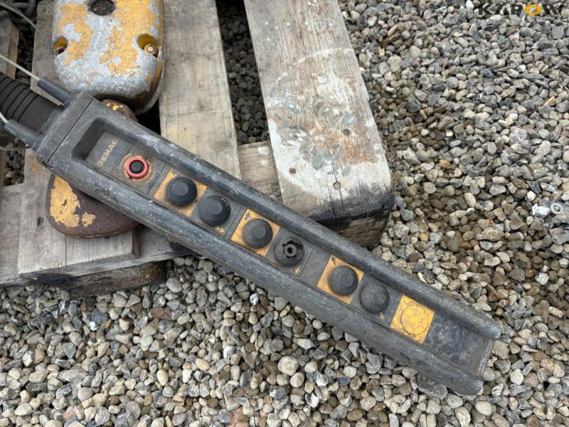 TS column jib crane 2000kg 32