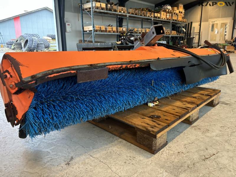 Tuchel ECO 230 HD broom with Bobcat hitch 12