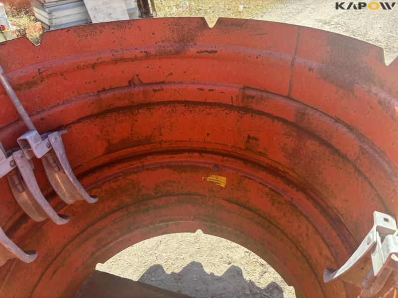 Twin wheels 13.6-38 8